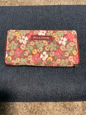 Bella Taylor Quilted Floral Zip Wallet - Red & Green